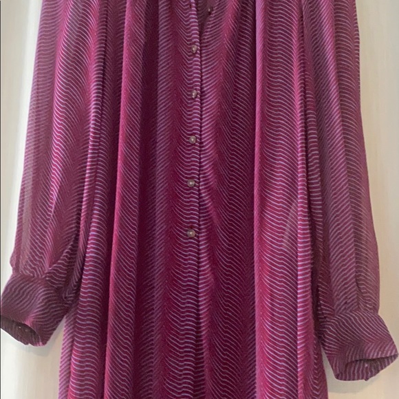 Maeve top by Anthropologie. - Picture 4 of 5